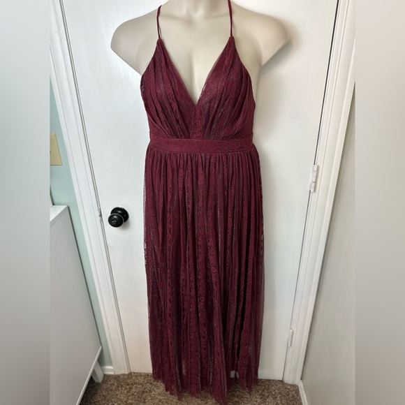 Burgundy Maxi Dress V-neck spaghetti straps pleated design with lace M #1525 - Picture 2 of 12
